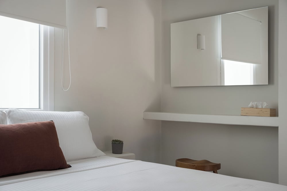 kythea suites kythnos