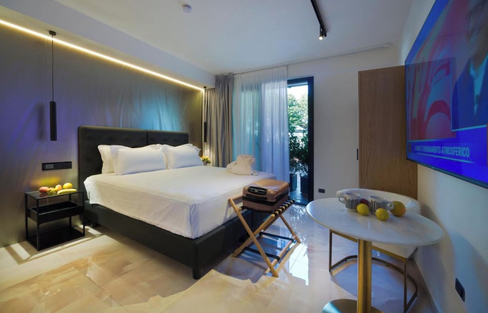 boutique hotel sirmione