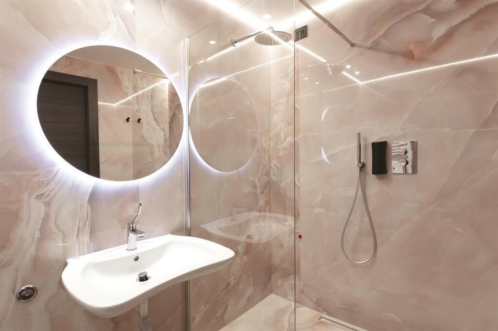 boutique hotel sirmione