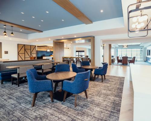 staybridge suites des moines north ankeny an ihg hotel