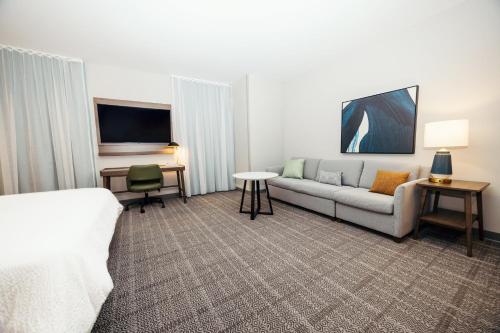 staybridge suites des moines north ankeny an ihg hotel