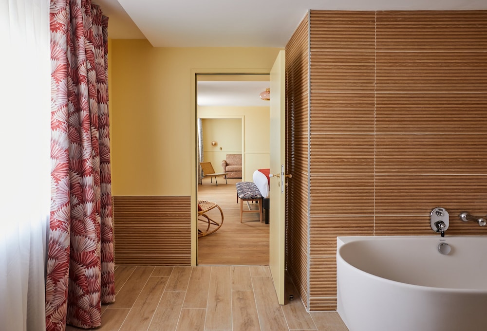hotel indigo bordeaux centre chartrons an ihg hotel
