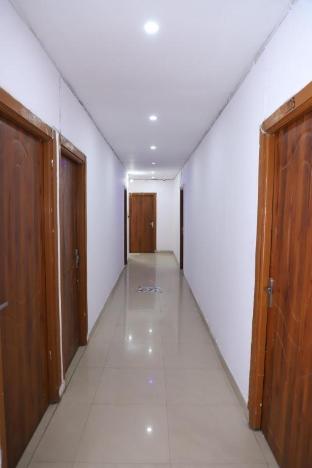 Hotel Axiom Prime,India>>Lucknow,2.5 star