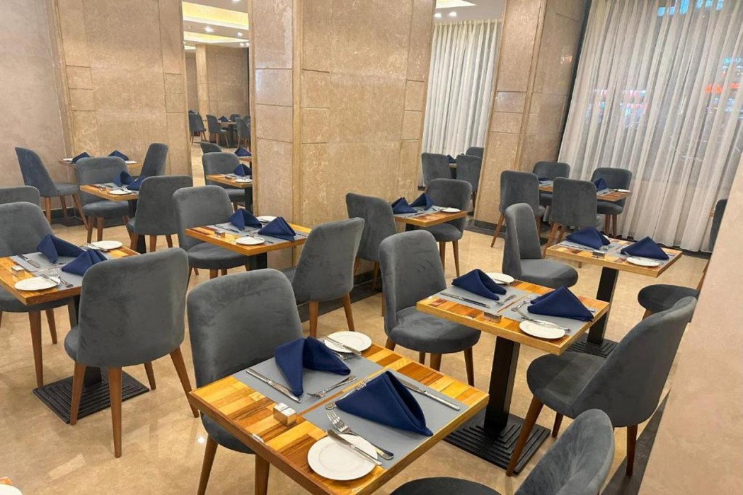 stay inn pyramids hotel