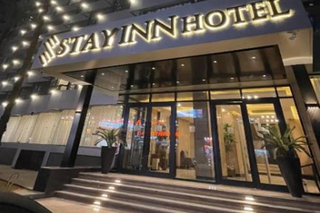 stay inn pyramids hotel