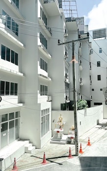 Baobab,Patong Beach>>Patong,2 star