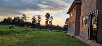 casa nadreya furnished apartments