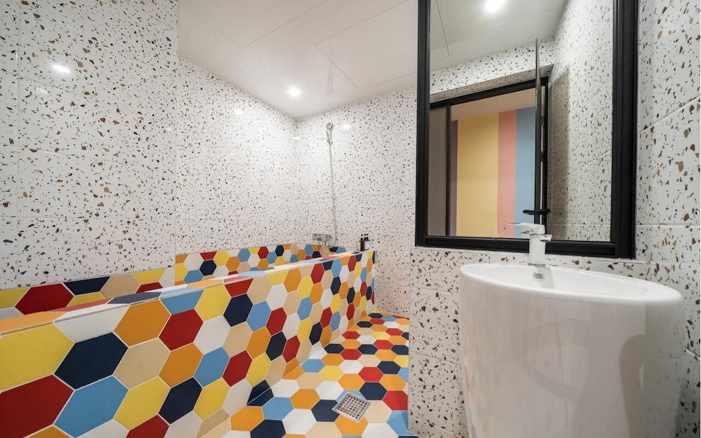 jangyu almond kids hotel