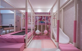 jangyu almond kids hotel