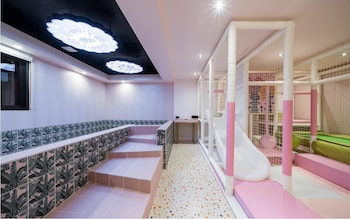 jangyu almond kids hotel