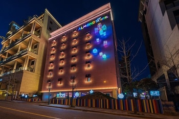 jangyu almond kids hotel