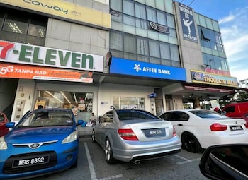 ayden roomstay klia sepang