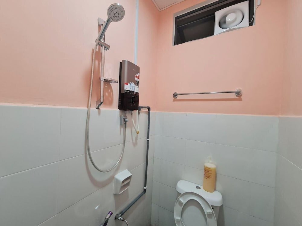 ayden roomstay klia sepang