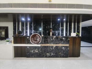 ratnapriya hotel and resort