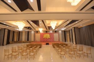 ratnapriya hotel and resort