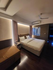 ratnapriya hotel and resort