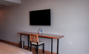 miraflores city hotel