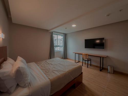 miraflores city hotel