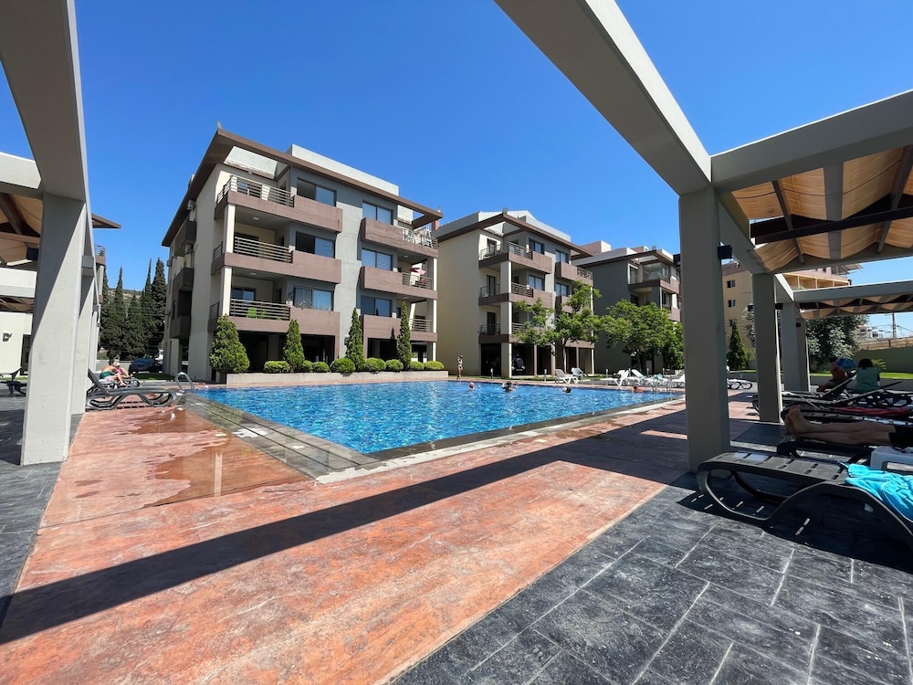 batruna parc resort pool is open all year round
