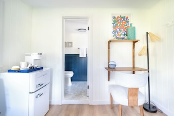 marina bay cottages
