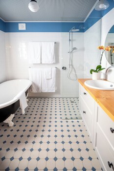 willunga gallery cabins