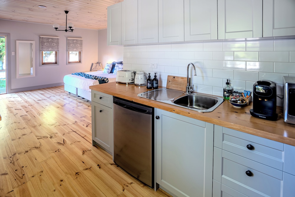willunga gallery cabins