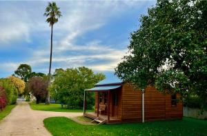 willunga gallery cabins