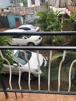 pacific cottages and guest house