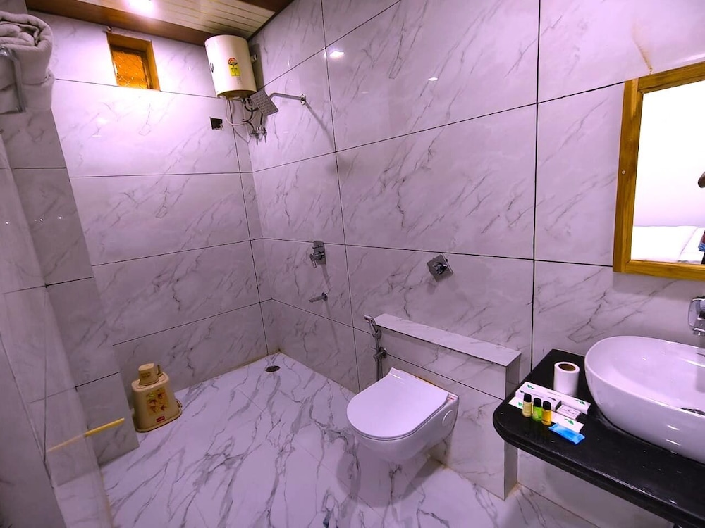 hotel jodhani regency