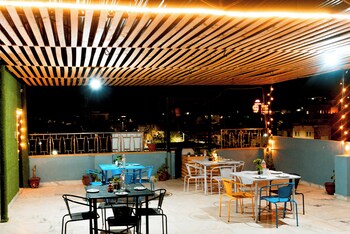 hotel jodhani regency