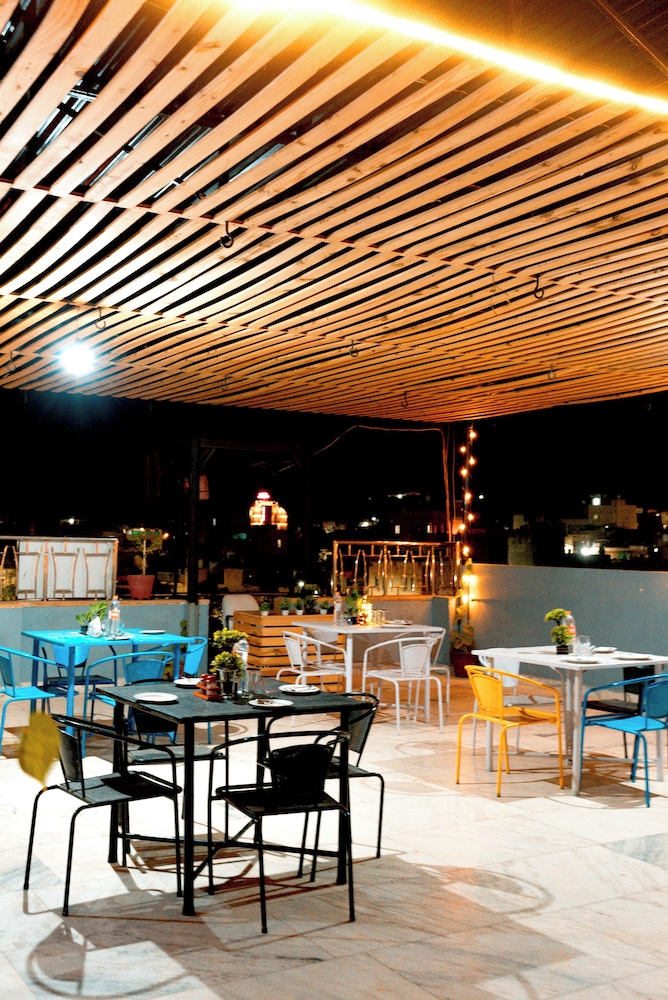 hotel jodhani regency