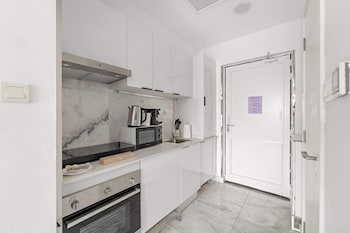 silkhaus palm views west the palm jumeirah dubai