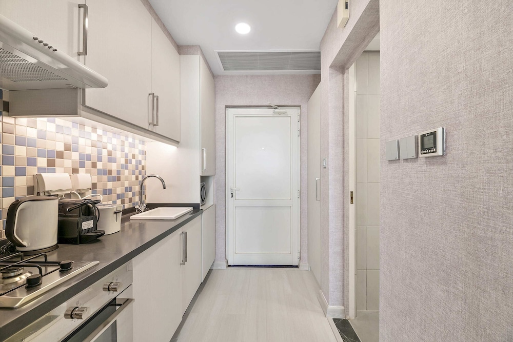 silkhaus palm views west the palm jumeirah dubai