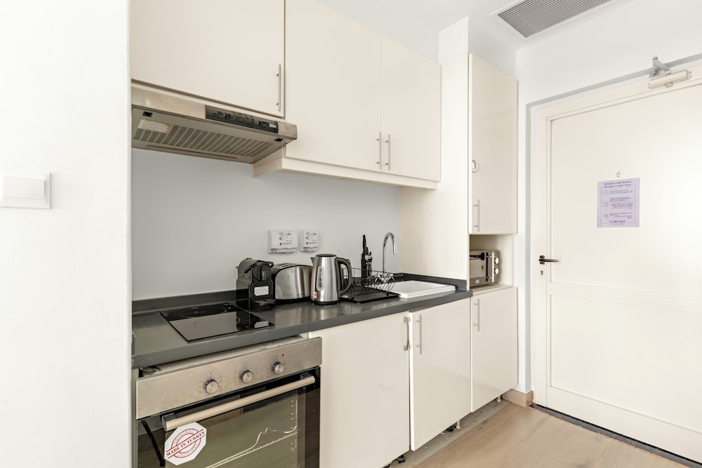 silkhaus palm views west the palm jumeirah dubai