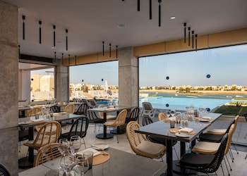 creek hotel and residences el gouna