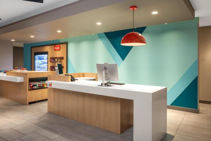 avid hotels billings west an ihg hotel