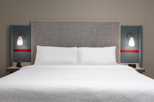 avid hotels billings west an ihg hotel