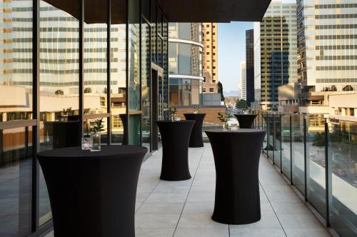 intercontinental bellevue at the avenue