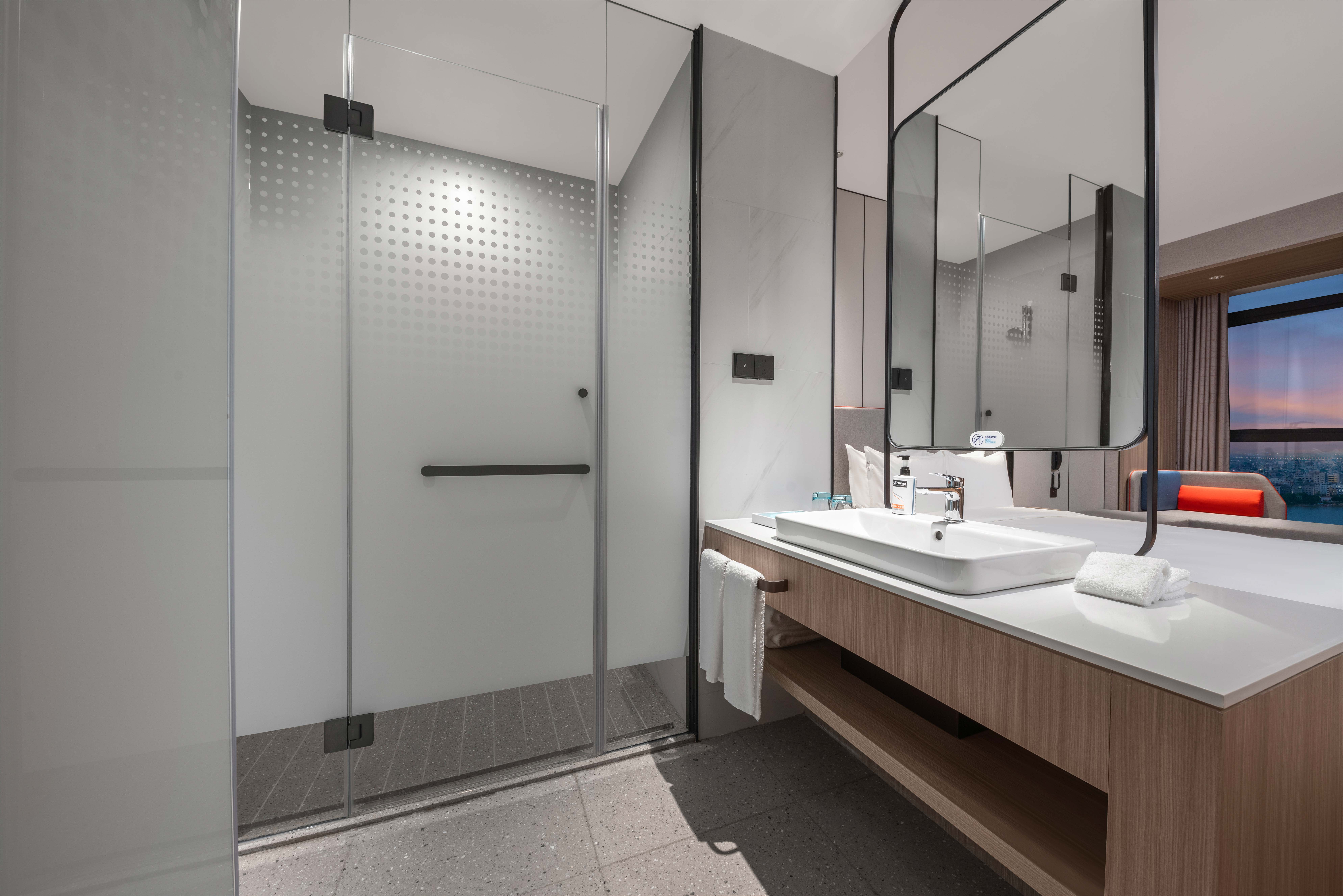 holiday inn express shantou chenghai an ihg hotel