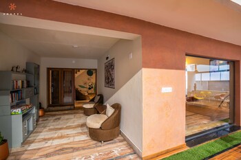 zostel kochi ernakulam