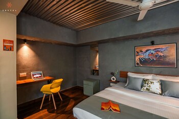 zostel kochi ernakulam