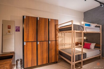 zostel kochi ernakulam