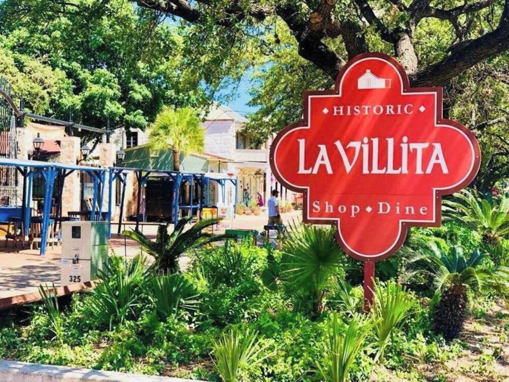 charming 3br 2ba gem close to downtown riverwalk