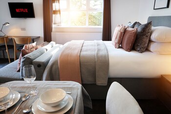 the woden boutique hotel walsall m6 j9