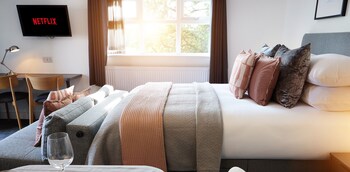 the woden boutique hotel walsall m6 j9