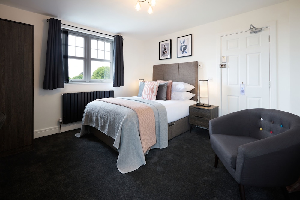 the woden boutique hotel walsall m6 j9