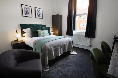 the woden boutique hotel walsall m6 j9