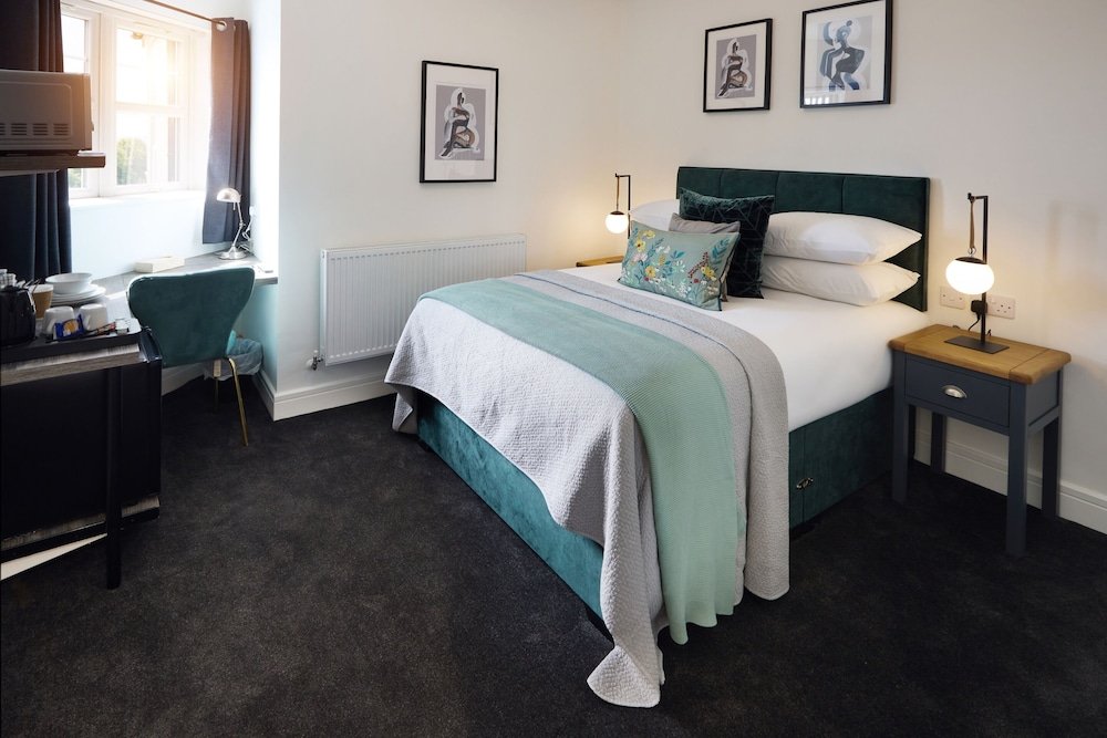 the woden boutique hotel walsall m6 j9