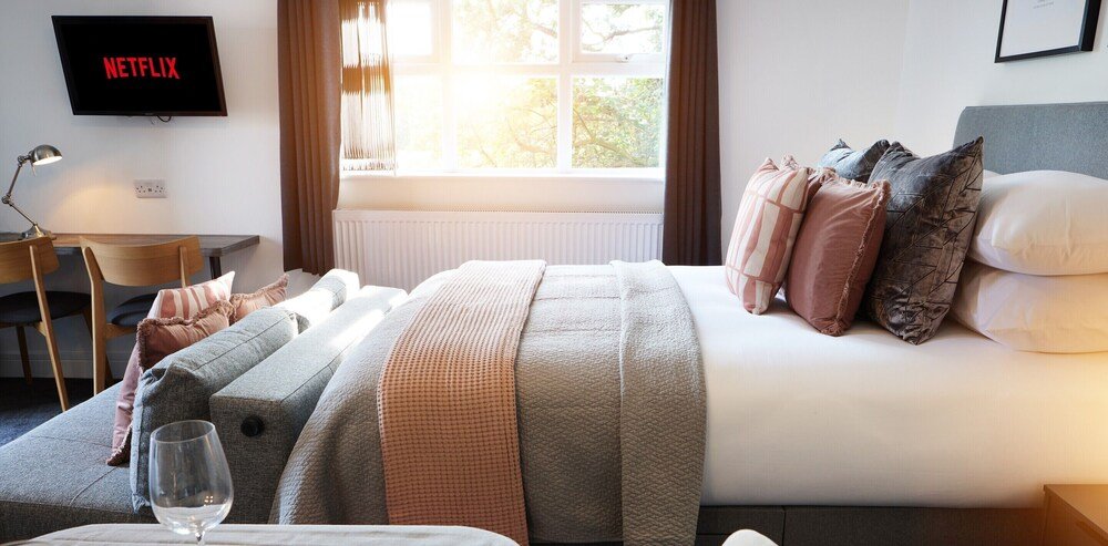 the woden boutique hotel walsall m6 j9