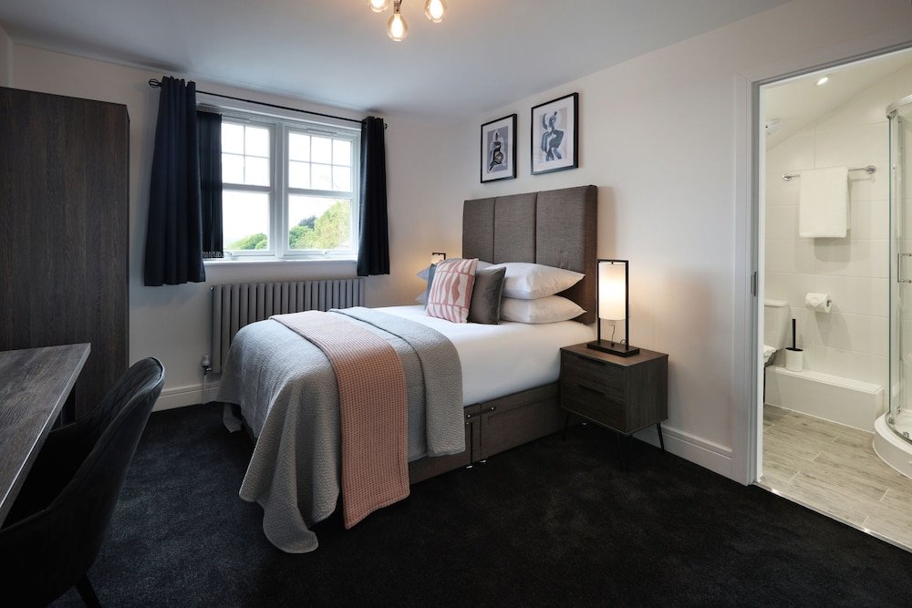 the woden boutique hotel walsall m6 j9